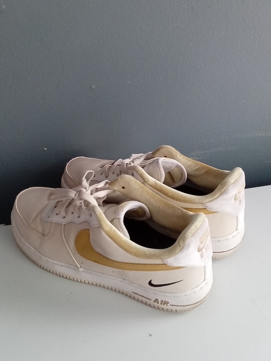 Nike Air Force 1 Men’s Athletic Shoes in Cream‎ and Gold main image 7